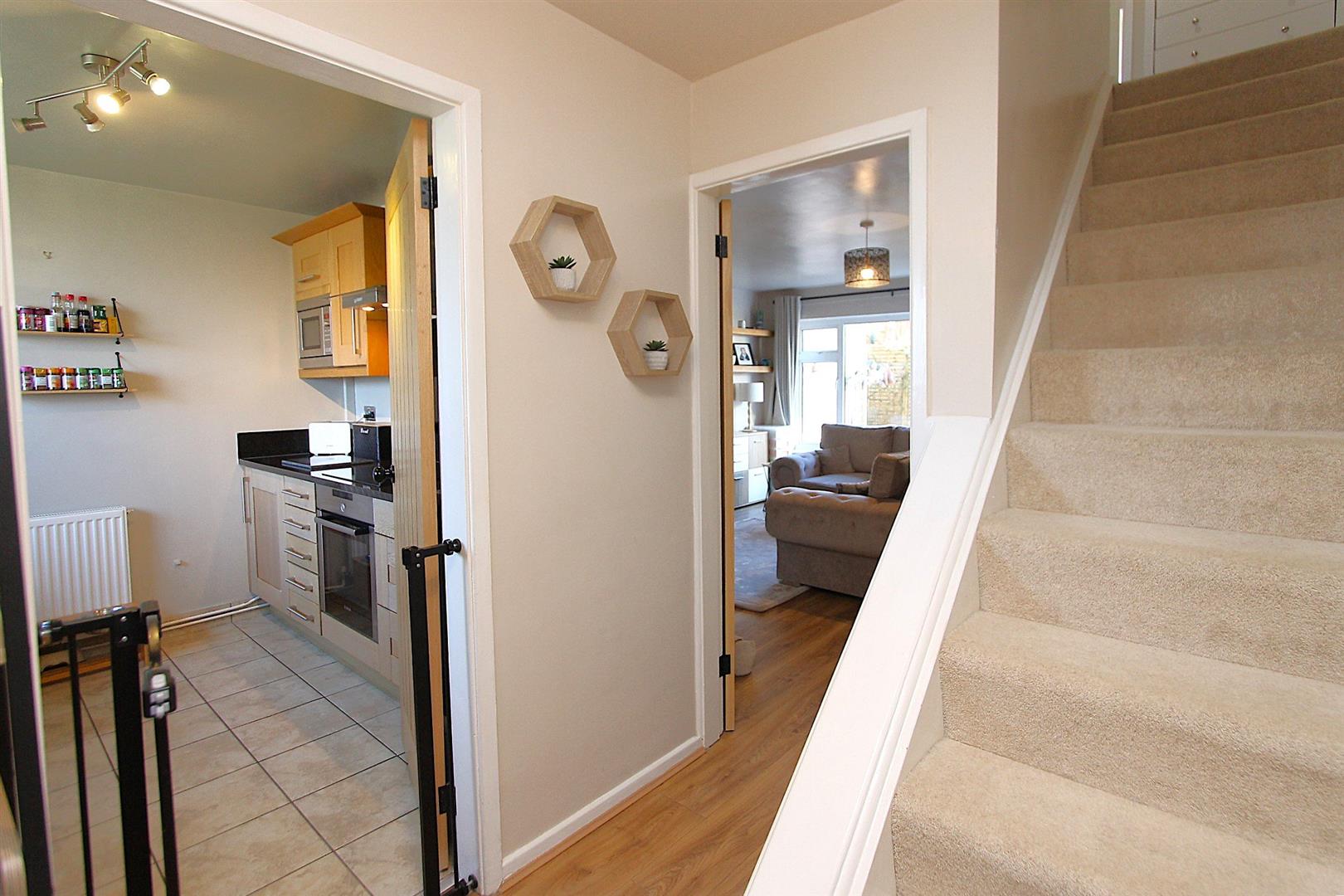 3 bed property in Ascot Gardens, Stourbridge